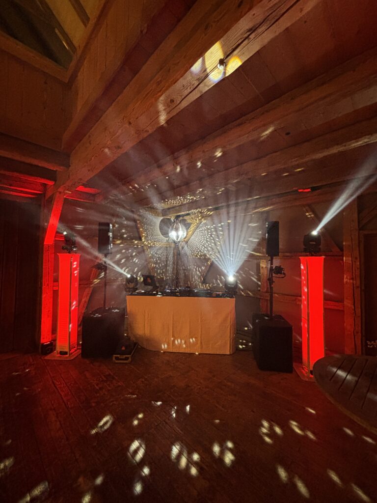 Professionelle Lichttechnik für DJ Veranstaltungen in München